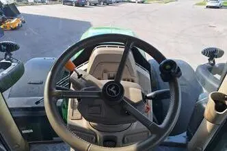 John Deere 6R 155, 114 kW, дизель, автомат