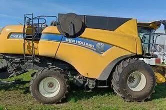 New Holland CX 8.90, 8.7, 308 kW, дизель, передний привод