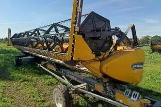 New Holland CX 8.90, 8.7, 308 kW, дизель, передний привод