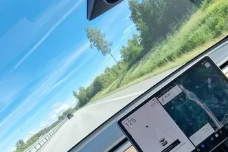 Tesla Model 3, 366 kW, elekter, automaat, nelikvedu