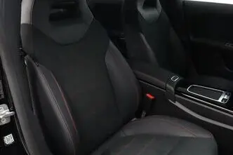 Mercedes-Benz CLA 180, 1.3, 100 kW, hübriid, automaat, esivedu