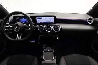 Mercedes-Benz CLA 180, 1.3, 100 kW, hübriid, automaat, esivedu