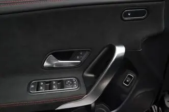 Mercedes-Benz CLA 180, 1.3, 100 kW, hübriid, automaat, esivedu