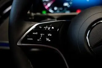 Mercedes-Benz E 220, 2.0, 145 kW, hübriid, automaat, nelikvedu