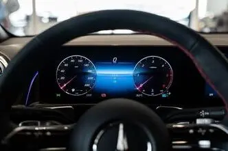 Mercedes-Benz GLB 200, 2.0, 110 kW, hybrid, automatic, four-wheel drive