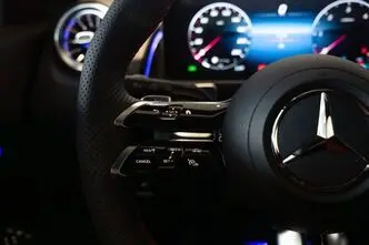 Mercedes-Benz GLB 200, 2.0, 110 kW, hybrid, automatic, four-wheel drive