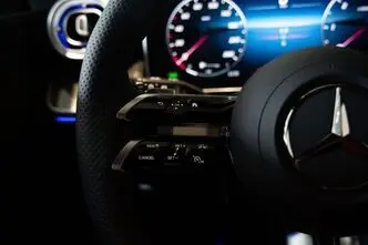 Mercedes-Benz GLC 220, 2.0, 145 kW, hybrid, automatic, four-wheel drive