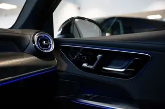 Mercedes-Benz GLC 220, 2.0, 145 kW, hybrid, automatic, four-wheel drive