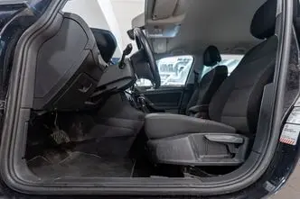 Volkswagen Golf, 1.6, 85 kW, diisel, automaat, esivedu