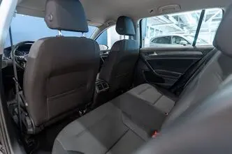 Volkswagen Golf, 1.6, 85 kW, diisel, automaat, esivedu