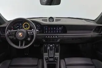 Porsche 911, 3.0, 353 kW, bensiin, automaat, nelikvedu