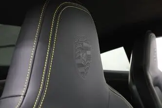 Porsche 911, 3.0, 353 kW, bensiin, automaat, nelikvedu
