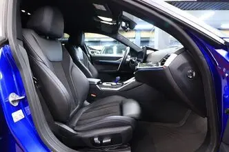 BMW i4, 125 kW, elekter, automaat, nelikvedu