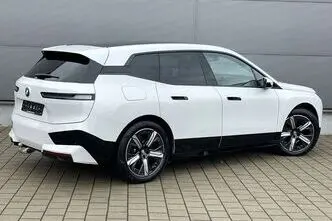 BMW iX, 385 kW, elekter, nelikvedu