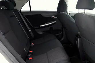Toyota Corolla, 1.6, 91 kW, бензин, механическая, передний привод