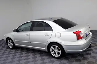 Toyota Avensis, 2.2, 110 kW, дизель, механическая, передний привод