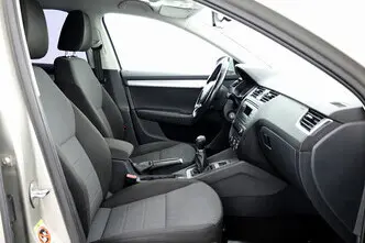 Škoda Octavia, 1.2, 104 kW, бензин, механическая, передний привод