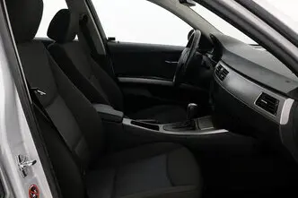 BMW 320, 2.0, 120 kW, дизель, автомат, задний привод