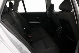 BMW 320, 2.0, 120 kW, дизель, автомат, задний привод