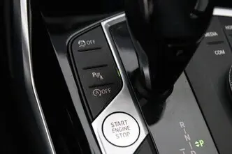 BMW 320, 2.0, 135 kW, petrol, automatic, rear-wheel drive