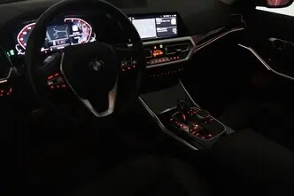 BMW 320, 2.0, 135 kW, petrol, automatic, rear-wheel drive