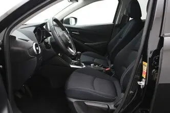 Mazda 2, 1.5, 66 kW, гибрид, механическая, передний привод