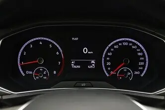 Volkswagen T-Roc, 1.5, 110 kW, бензин, механическая, передний привод