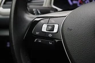 Volkswagen T-Roc, 1.5, 110 kW, бензин, механическая, передний привод