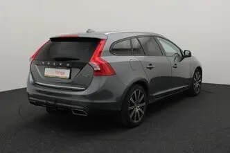 Volvo V60, 2.4, 162 kW, подключаемый гибрид, автомат, полный привод
