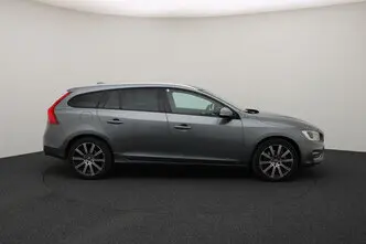 Volvo V60, 2.4, 162 kW, подключаемый гибрид, автомат, полный привод
