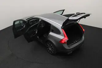 Volvo V60, 2.4, 162 kW, подключаемый гибрид, автомат, полный привод
