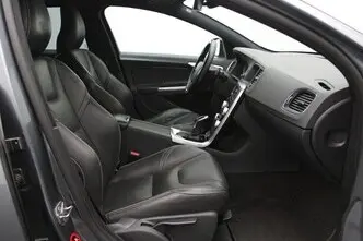 Volvo V60, 2.4, 162 kW, подключаемый гибрид, автомат, полный привод