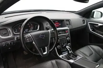 Volvo V60, 2.4, 162 kW, подключаемый гибрид, автомат, полный привод