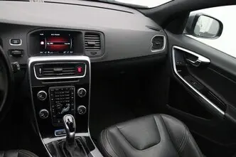 Volvo V60, 2.4, 162 kW, подключаемый гибрид, автомат, полный привод