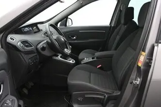 Renault Megane, 1.2, 85 kW, бензин, механическая, задний привод