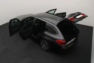 BMW 520, 2.0, 140 kW, дизель, автомат, задний привод