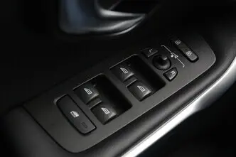 Volvo V40, 2.0, 110 kW, дизель, автомат, передний привод