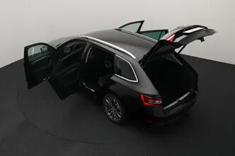 Škoda Superb, 2.0, 110 kW, дизель, автомат, передний привод