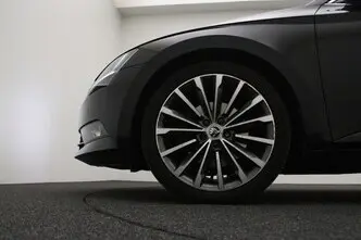 Škoda Superb, 2.0, 110 kW, дизель, автомат, передний привод