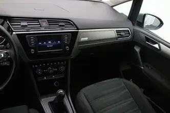 Volkswagen Touran, 1.6, 85 kW, дизель, механическая, передний привод