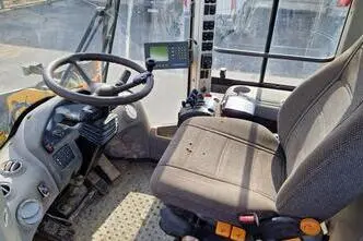 Volvo L90F, 128 kW, дизель