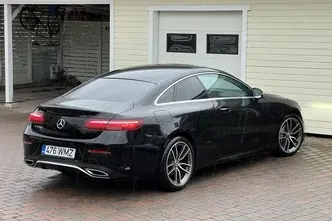 Mercedes-Benz E 220, 2.0, 143 kW, дизель, автомат, задний привод