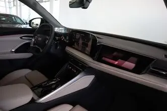 Audi Q5, 2.0, 150 kW, гибрид, автомат, полный привод