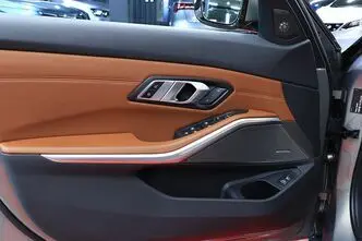 BMW M340i, 3.0, 275 kW, гибрид, автомат, полный привод