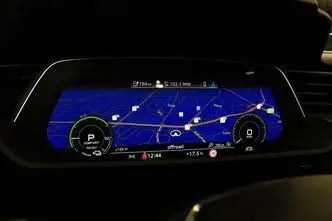 Audi e-tron, 158 kW, электричество, автомат, полный привод