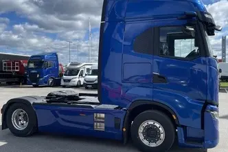 Iveco S-Way, 12.9, 368 kW, diisel, automaat, tagavedu