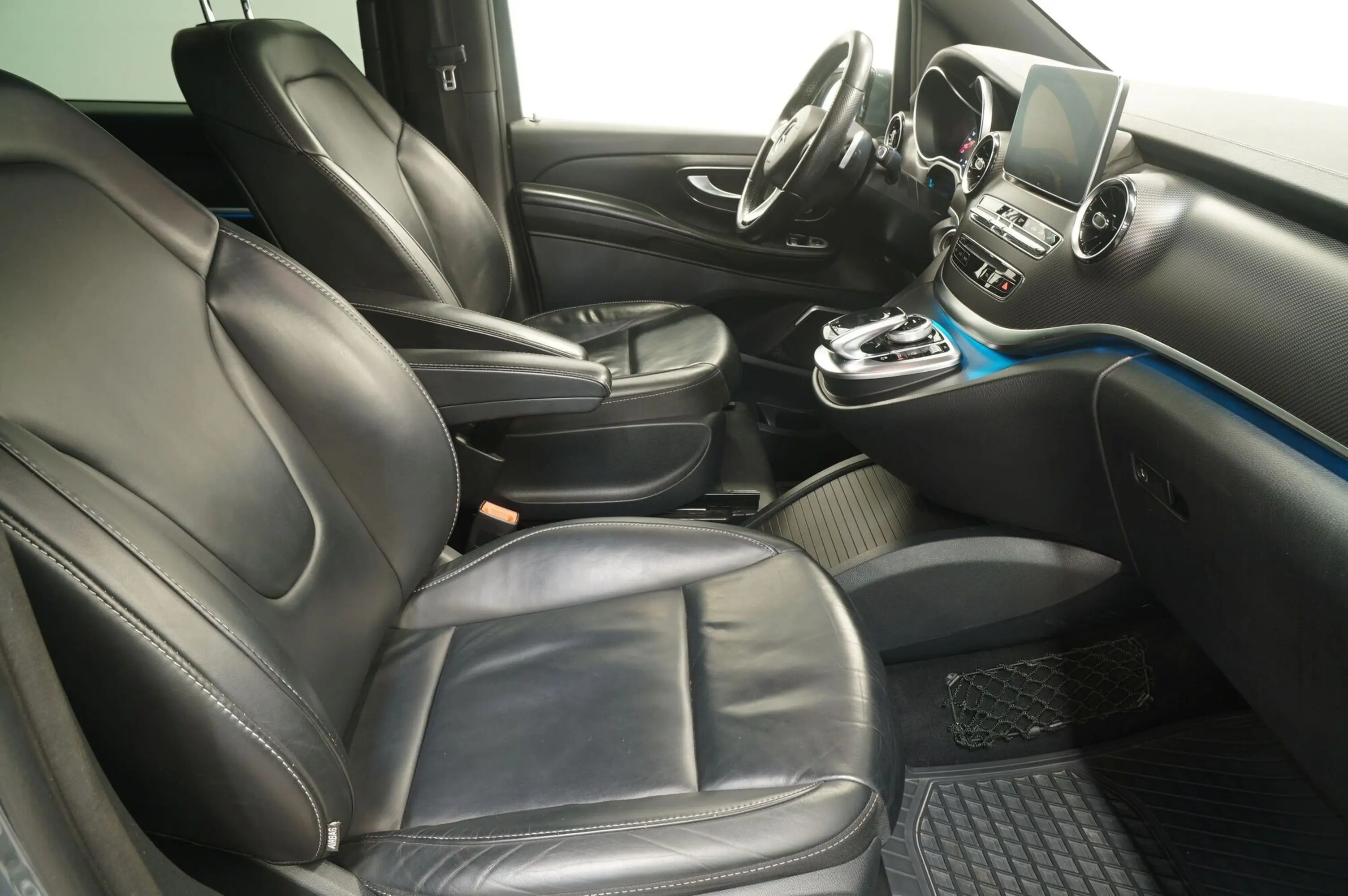 Mercedes-Benz V 250, 2.0, 140 kW, дизель, автомат, полный привод