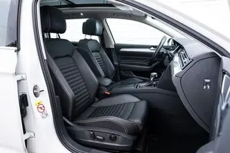 Volkswagen Passat, 1.4, 157 kW, бензин, автомат, передний привод