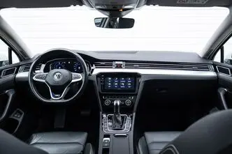 Volkswagen Passat, 1.4, 157 kW, бензин, автомат, передний привод