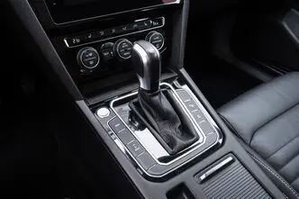 Volkswagen Passat, 1.4, 157 kW, бензин, автомат, передний привод